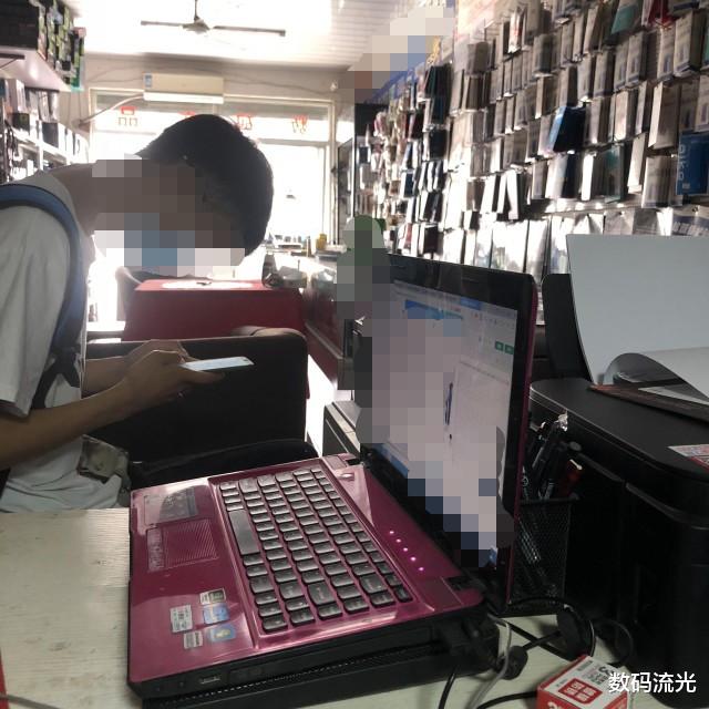 直男|直男过来组装电脑，配置单确实有点稀奇，这机箱我还是头次见！