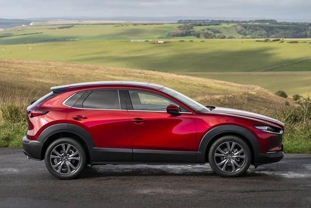 【马自达】让年轻人血脉喷张的合资SUV？预售价只要15万，外观帅得无对手