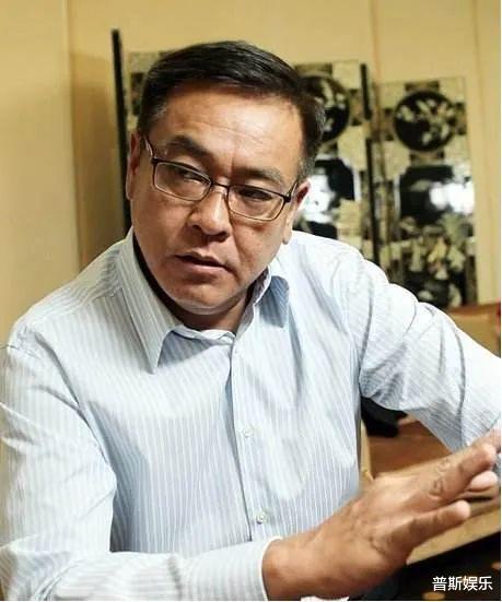 尔冬升|尔冬升的私生女：爸爸为她抛弃妻子，她神似爸爸可继承亿万家产