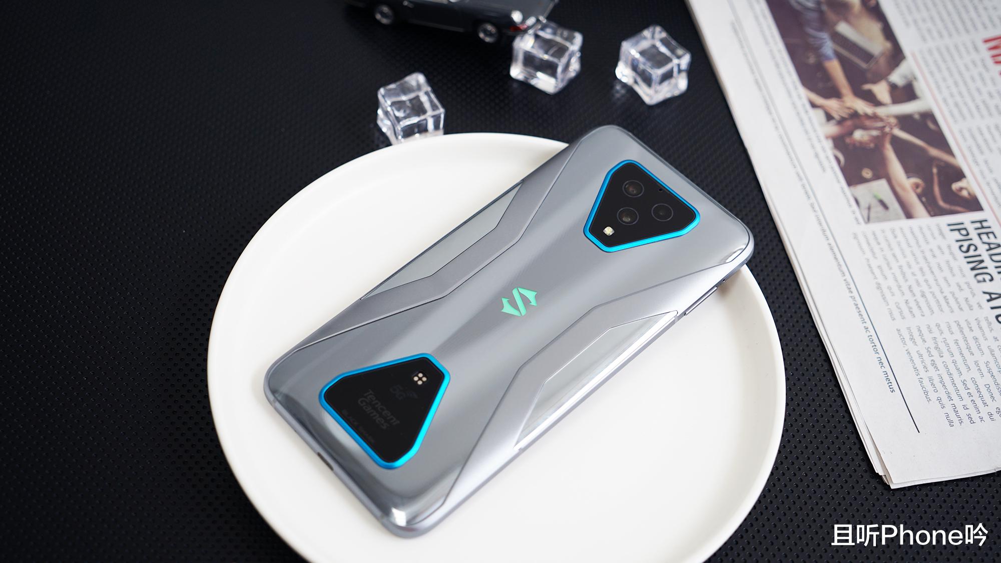 黑鲨3 pro上手测评:岂止2k屏 高通865,2020最强游戏手机