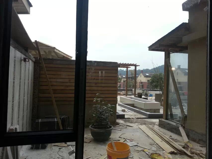 『』180㎡露台造园，买了带露台的房子，老公亲自设计，出门就是花园