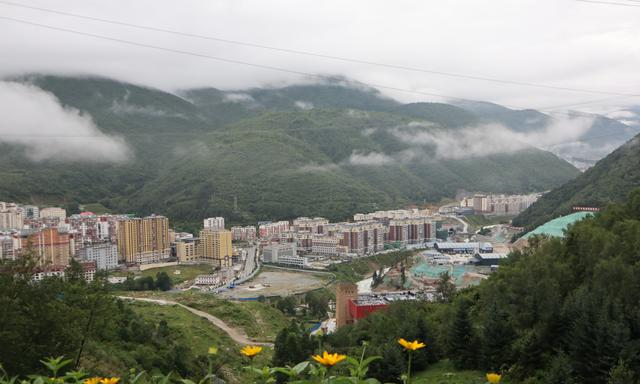 财报|高德不停地叫我掉头,我就不掉头,现在已成功到达巴塘