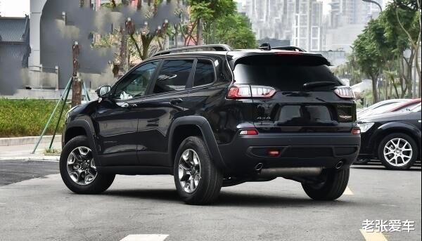 jeep自由光|开它比Q5L舒服，7年前卖52万买不起，如今跌至15万，买CRV后悔了