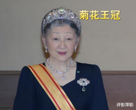 日本皇室新年慶賀，女眷們首次不戴王冠，沒瞭看頭好無趣-圖6