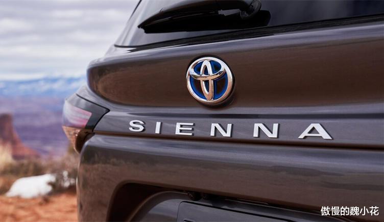 『丰田』2021款丰田“塞纳”曝光，新车融合了线条元素，内饰科技感炸裂！