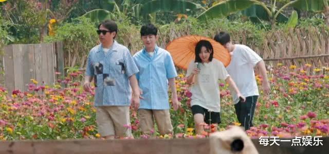 「张子枫」有种“肉”叫做张子枫的腿，一般人欣赏不了，却是宅男的喜爱