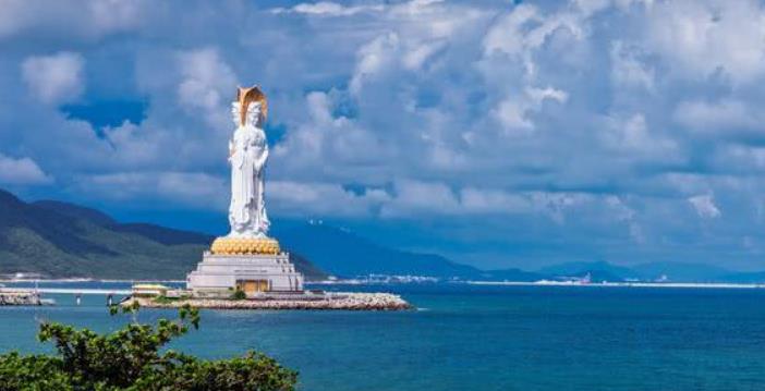 「南海」为什么飞机飞过南海观音像时，都一定要绕一圈，其实并非迷信！