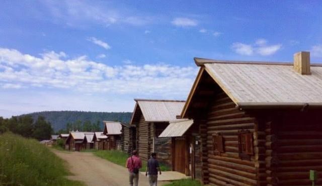 贝加尔湖|贝加尔湖最大岛屿，面积700平方公里，竟然还藏有一半的原始森林
