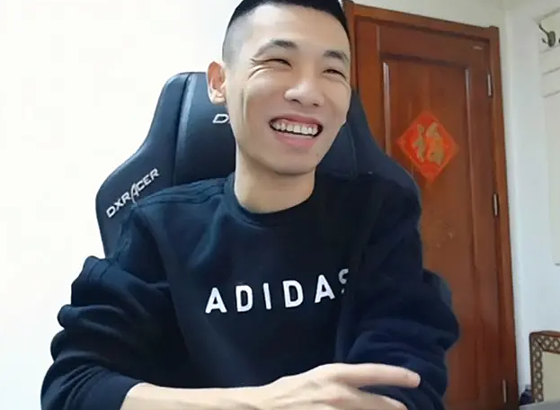 红眼|DNF:旭旭宝宝上神豪号,力量比他红眼还高,打桩伤害却笑了