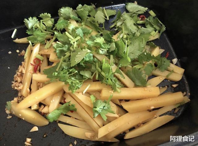 苹果|吃苹果不如吃它，维C是苹果的10倍，第二大主食，也可以当零食