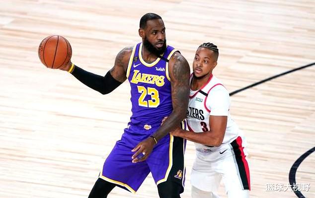 勒布朗·詹姆斯|太可怕了！詹姆斯轰38+12+8仍黯然失色，NBA果然变天了