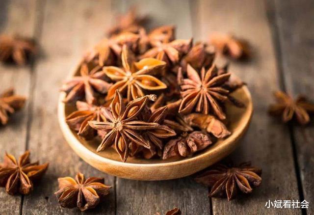 羊肉|它是羊肉“最忌讳”的大料，放了它羊肉就“白瞎”了，很多人用错