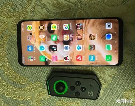 游戏手机：256GB内存＋12GB，已经降了1200元，AMOLED屏