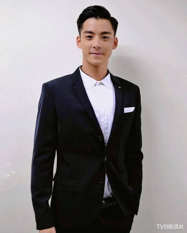 汤洛雯■马国明名草有主后圈内笋盘大盘点，其中一位入行十一年无绯闻