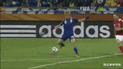 「本田圭佑」32岁任国家队主帅，33岁前往巴西踢球！这位亚洲巨星商业头脑惊人