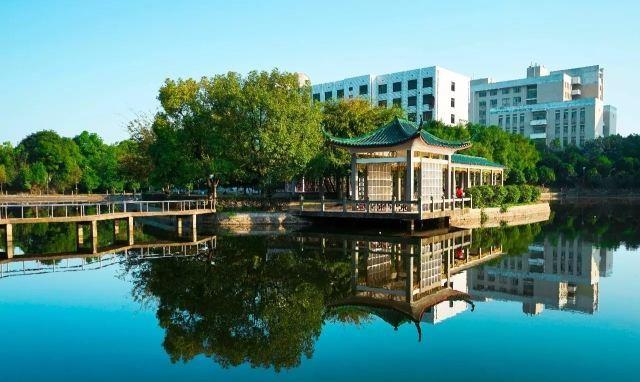 [湖南]湖南“改名”最成功的大学，以前被嫌弃，如今很受学生欢迎