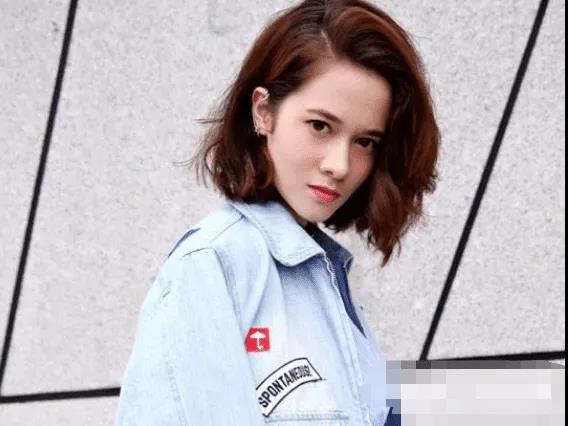 『吴京』还记得《战狼2》原定的女主角吗？临时加价被吴京直接换掉，她现状如何了