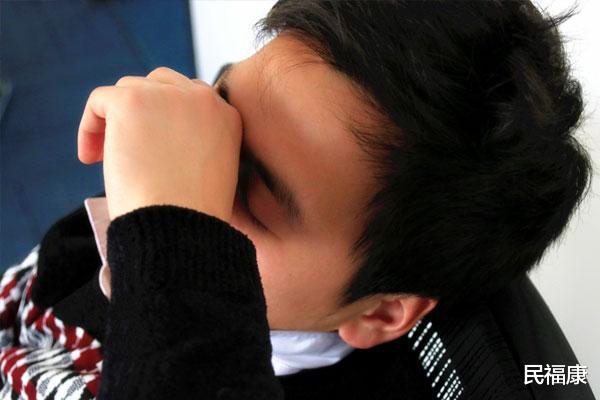 脑供血不足▲“鬼压床”的真相到底是什么？出现鬼压床时，如何快速唤醒自己？