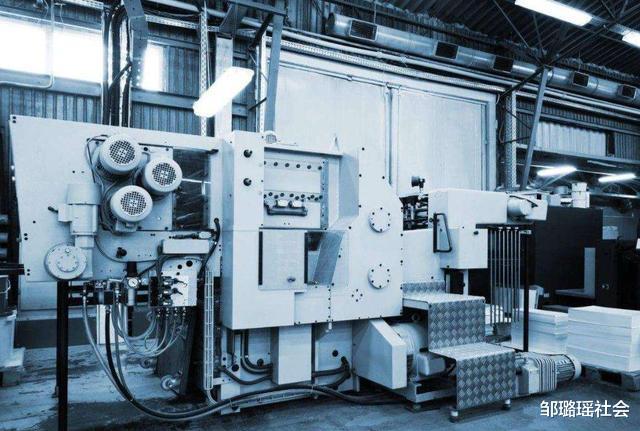 光刻机|恨铁不成钢！进口光刻机沦落到抵押，千亿项目这就要黄了？