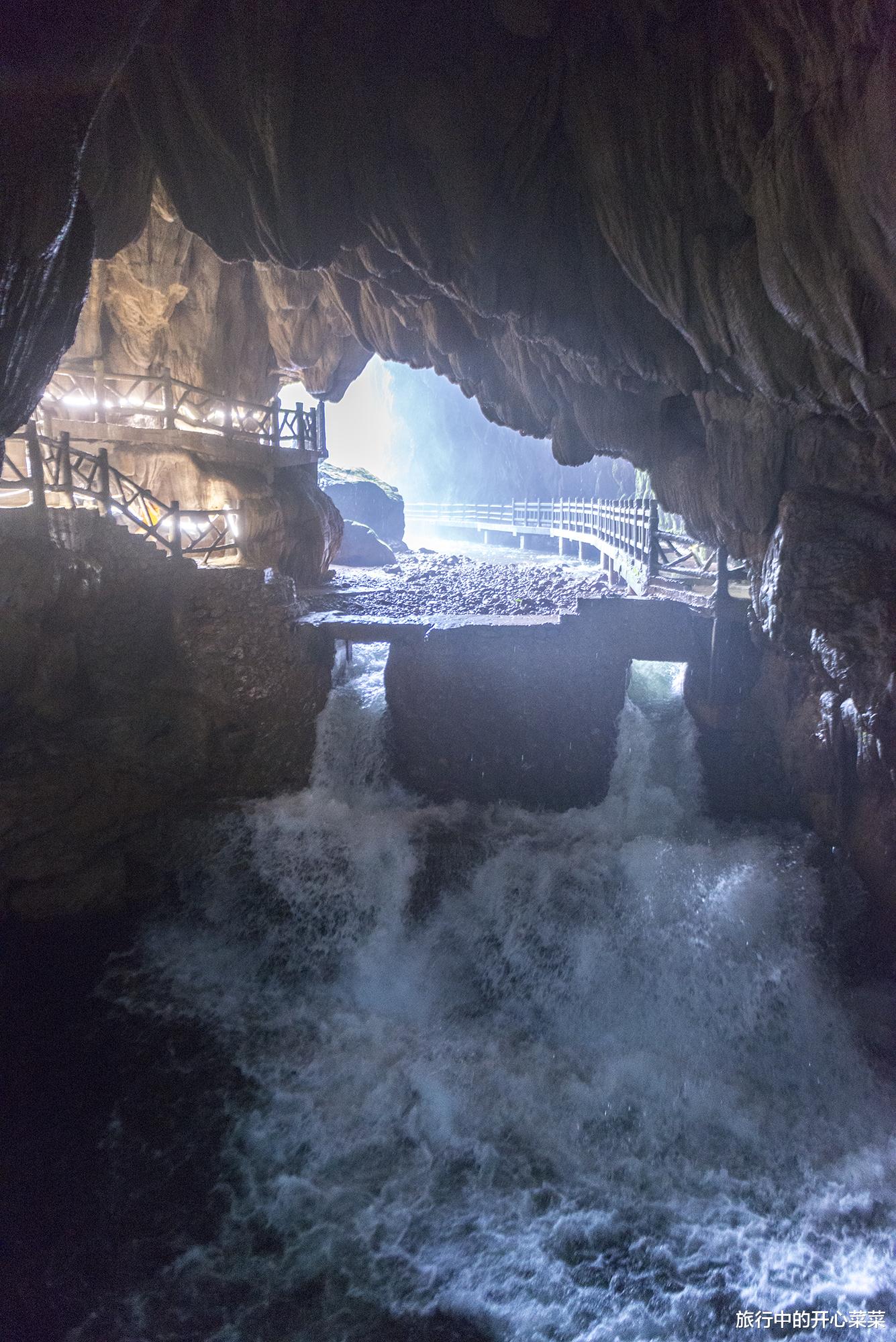 #广西#广西最恐怖的景点，好似人间“地狱”，游客却因此而络绎不绝