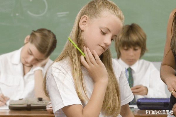 教师|教育怪现象：先“背叛”学校的，可能是你辛辛苦苦培养出来的“名师”