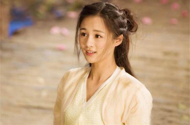 「」妻子唯一遗愿，让丈夫续丫环为妻，丈夫含泪答应，却成了毕生大错
