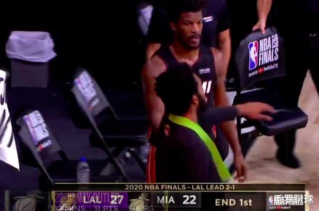 勒布朗·詹姆斯|争议，詹姆斯暴扣前撞人犯规？巴特勒疯狂5中5压哨0.5秒一击