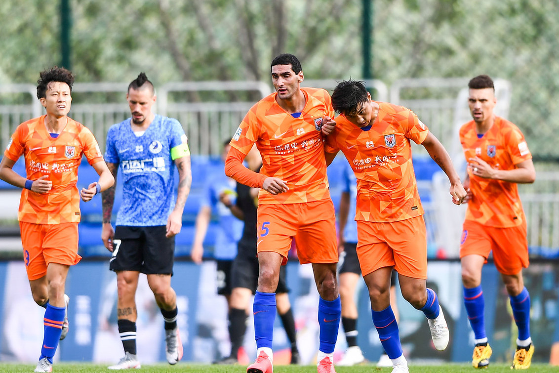 马鲁万·费莱尼|费莱尼进球感谢一人,李霄鹏解释疯狂庆祝缘由,一人的确应该弃用