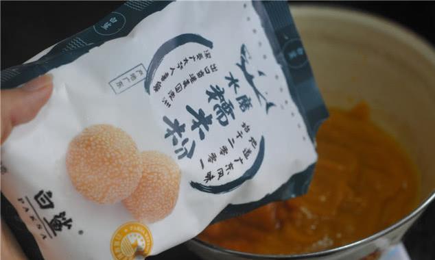 [南瓜]做南瓜饼，总是软趴趴？一个妙招：放一点它，南瓜饼香脆不变软！