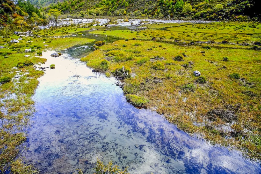 九寨沟@比九寨沟美，比稻城迷人！藏在川西的这个“徒步天堂”，人少景美还免费！