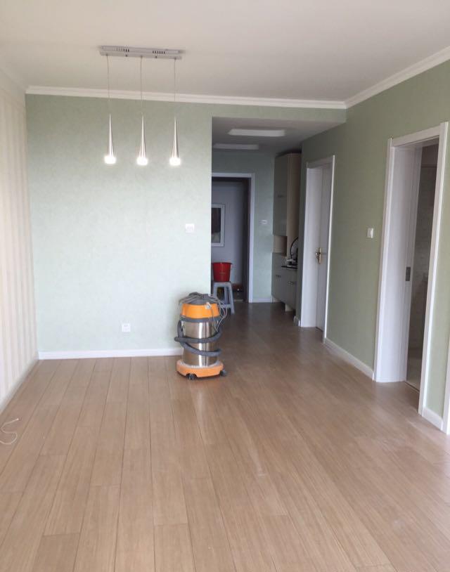 「」刚装修的新房，客厅走一圈20块的石膏线就很漂亮了！鼓起勇气晒晒