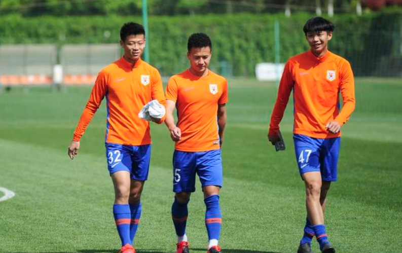 「山东鲁能」鲁能20人主力框架浮现，5外援+2名U23，李霄鹏再战恒大底气足