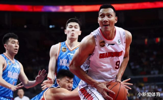 易建联|易建联当年“KTV门”事件，若没有篮协保护，下场恐比周琦更惨