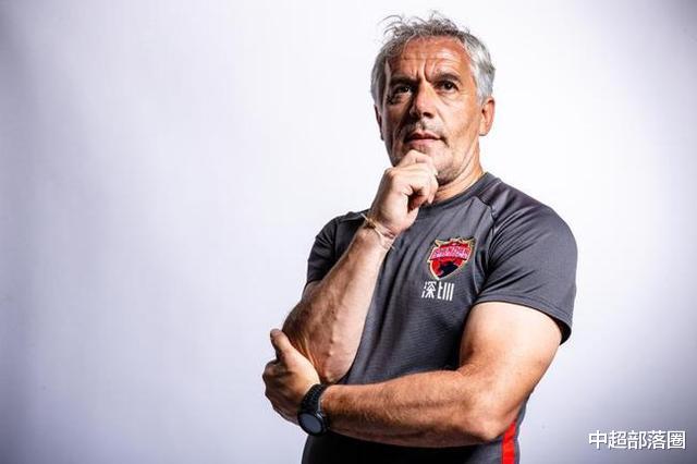 「山东鲁能」不签于汉超?深足第5内援曝光,世界名帅将2选1,恒大前国脚无缘