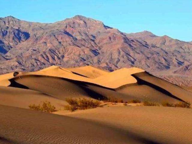 基克@全球唯一建在沙漠中的城市，却四季如春繁华如旧，居住着20万华人