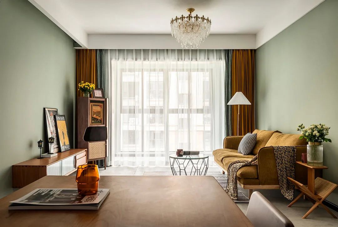 |赏心悦目的细致格调,传递出高贵典雅的时尚气息!