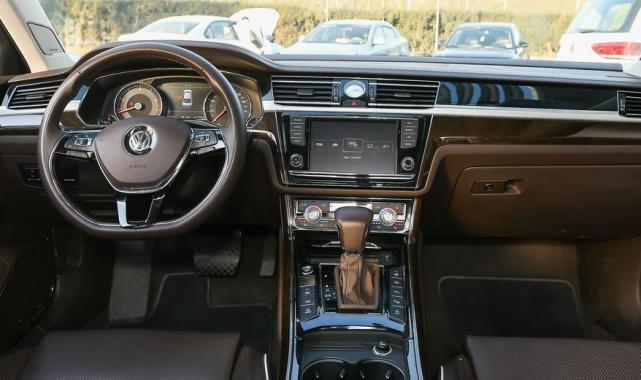 辉昂|34万跌至23.8万，轴距超3米，买不起奥迪A6L就选它