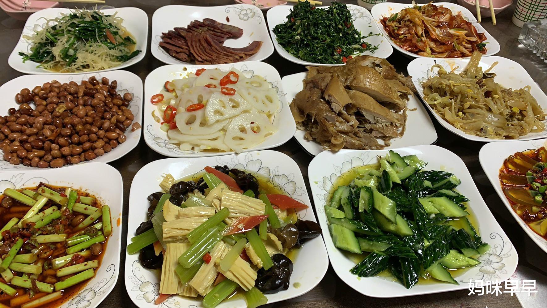辣子鸡|二叔家中宴客,10几道菜太过丰盛,朋友:我也想去你家蹭饭