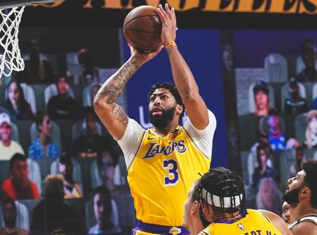 湖人队|詹姆斯1分，浓眉首节12+5打爆掘金内线，新援发威率队逆转12分