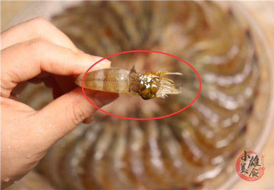 小龙虾|虾头到底是“虾黄”还是“虾屎”？多数人都被误导，别再乱吃了！