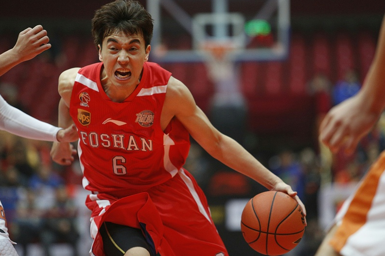 新疆男篮：新疆花费2000万元引入的国手后卫，本赛季或迎来大爆发！