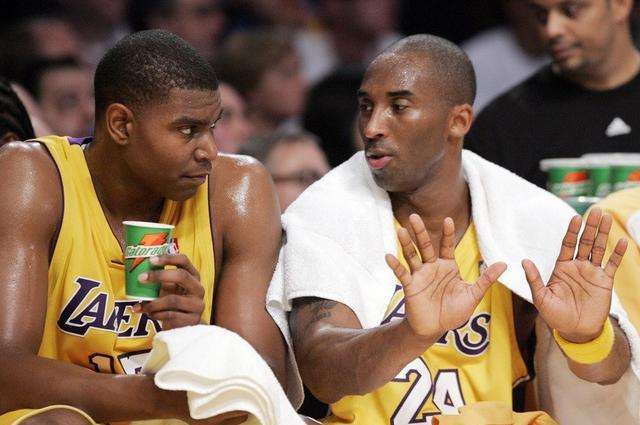 罗斯|不管你信不信！NBA这5个最年轻纪录，不是难破，而是根本破不了