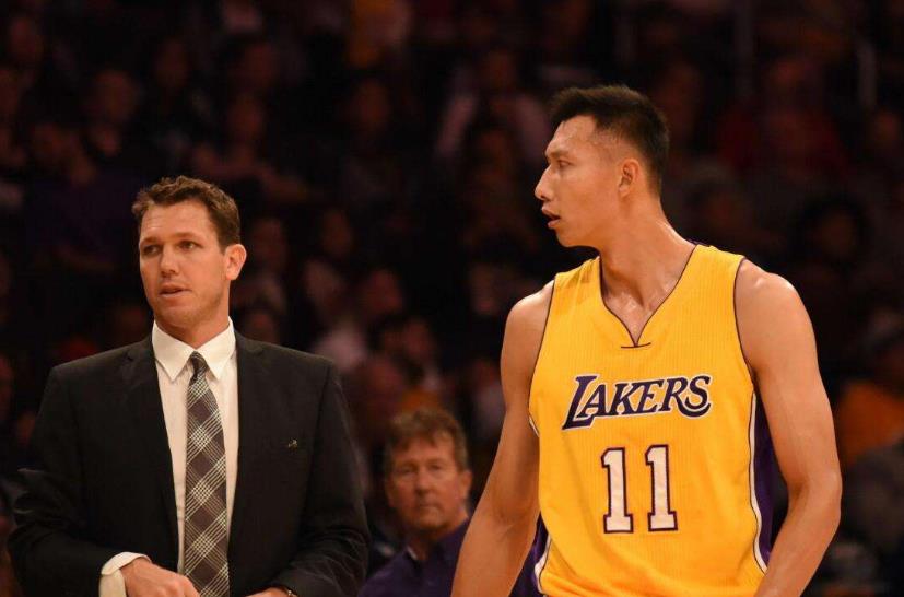 「姚明」周琦NBA生涯总得分24分，王治郅604分，易建联2148分，姚明呢？