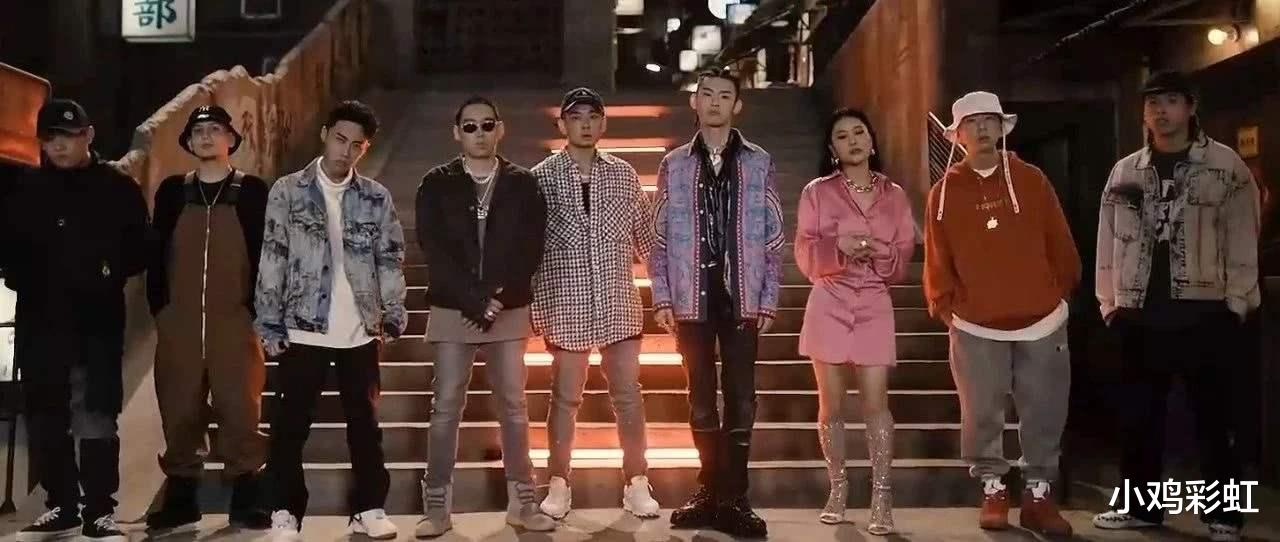 『中国有嘻哈』这个节目选手音乐奖拿到手软,对比之下《中国有嘻哈》像过家家