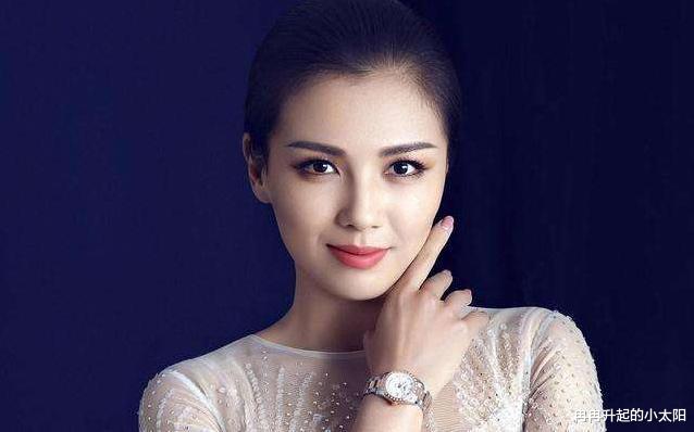 【成龙】成龙忍不住自曝，她是我见过最恶心的女演员，但是见面后还要恭维