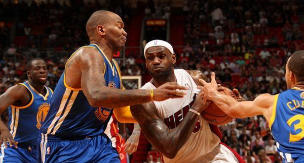 『勒布朗·詹姆斯』詹姆斯和乔丹的差距在哪里？历史不会说谎，杜兰特给了我们答案