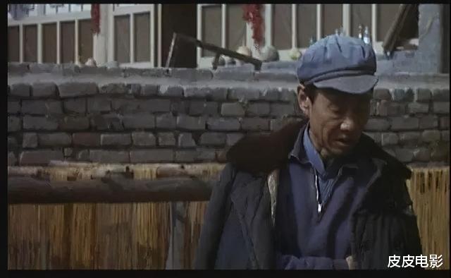 张艺谋|《二嫫》：当“奴”的滋味，被这片讲透了，比张艺谋的秋菊更残酷
