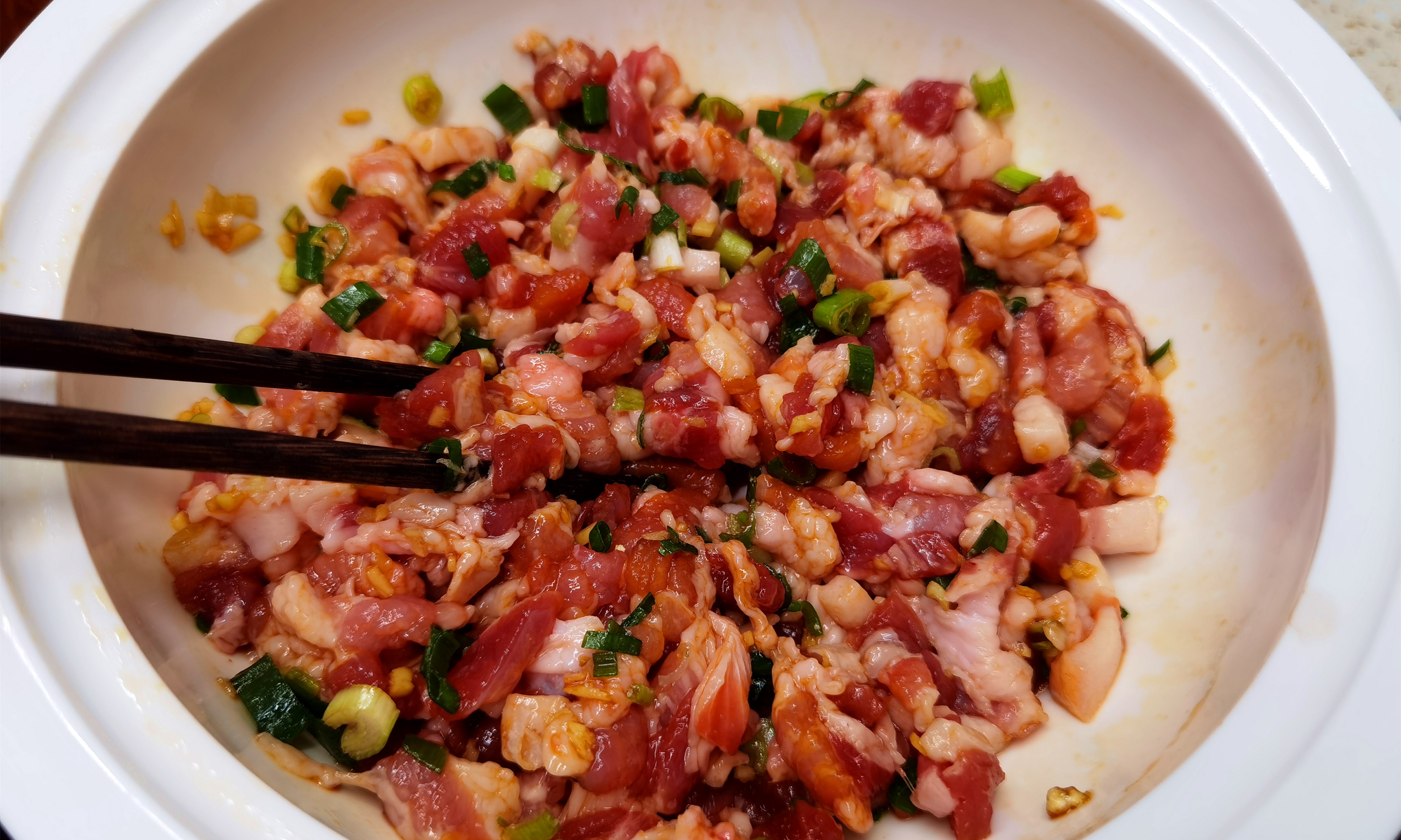 茄子|入秋后，遇见此菜别手软，一次买10斤，女性要多吃，蒸包子吃真香