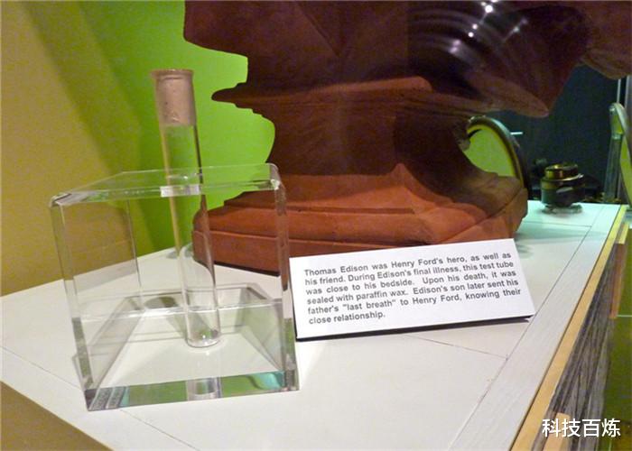 伽利略：为何要保留名人器官？伽利略的手指我忍了，爱迪生的气是什么鬼？