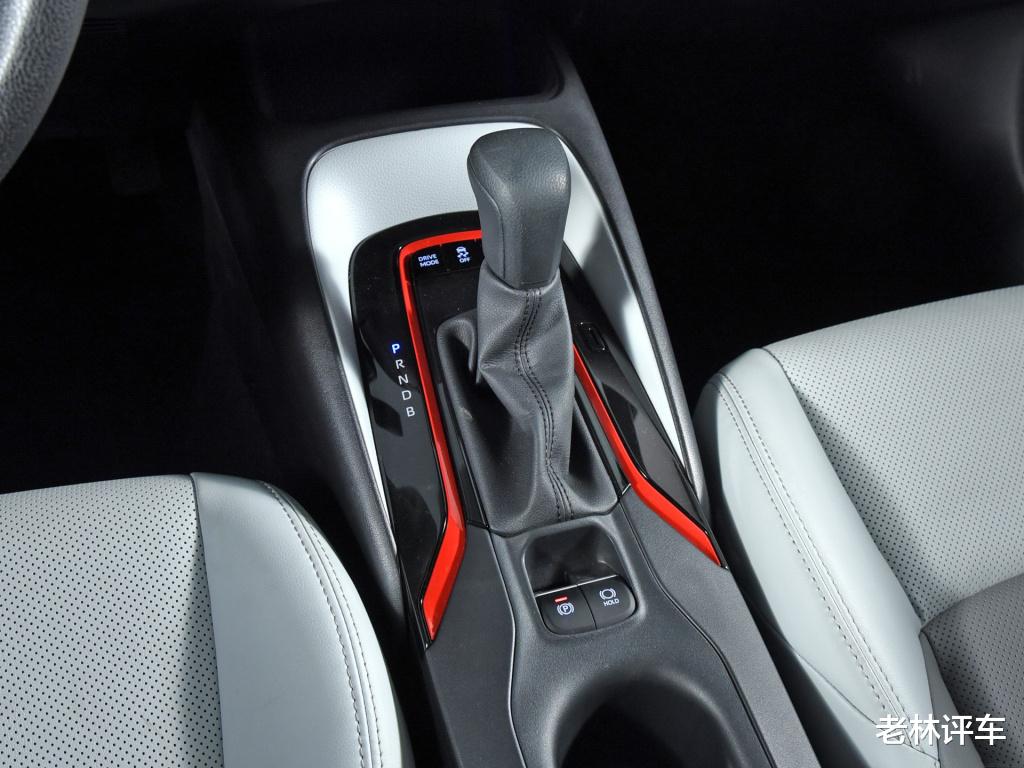 丰田雷凌|了不起的“舒适王”！一公里油耗2毛4，已征服100万车主